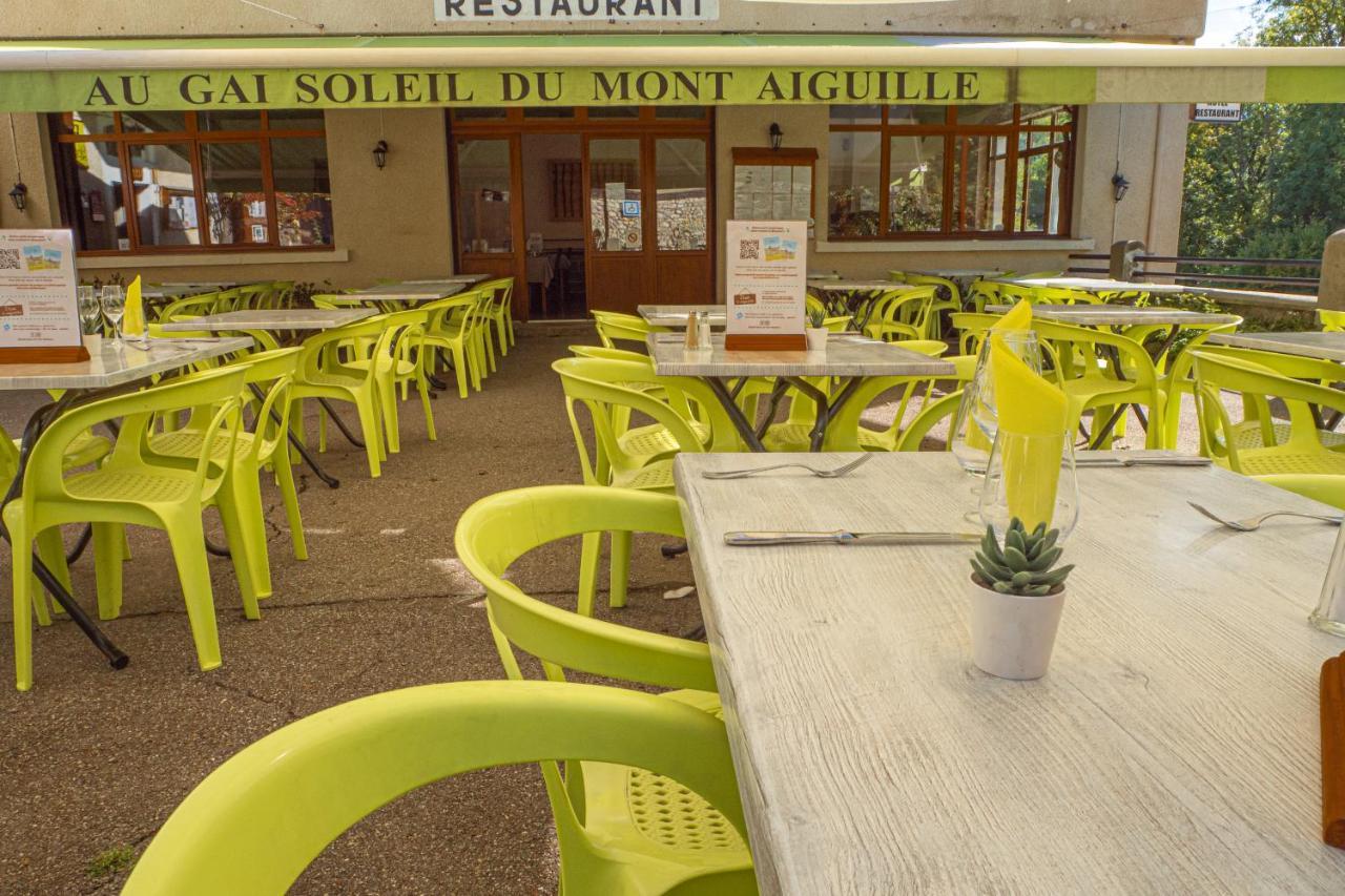 Hotel Au Gai Soleil Du Mont-Aiguille Chichilianne Exterior foto